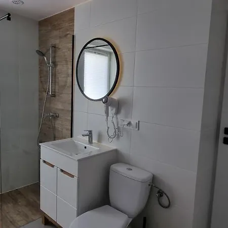 Homestay Goscinne Wylotowa 32 *